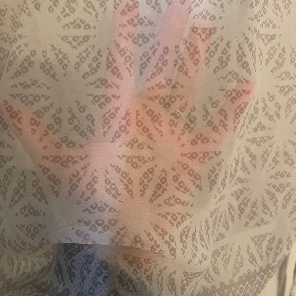 A Pea in the Pod Tops - NWT maternity top